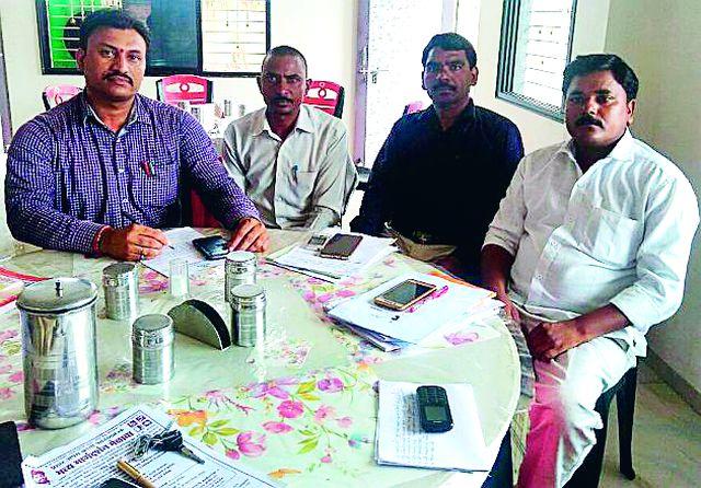 N.P. Against the Kosra - Tutari movement's signal | न.प. विरोधात कासरा - तुतारी आंदोलनाचा इशारा