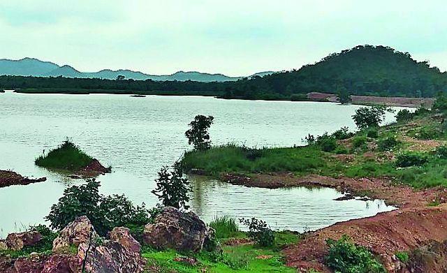 Lack of tourism development in the district | जिल्ह्यातील पर्यटन विकासाला खो Lack of tourism development in the district | जिल्ह्यातील पर्यटन विकासाला खो