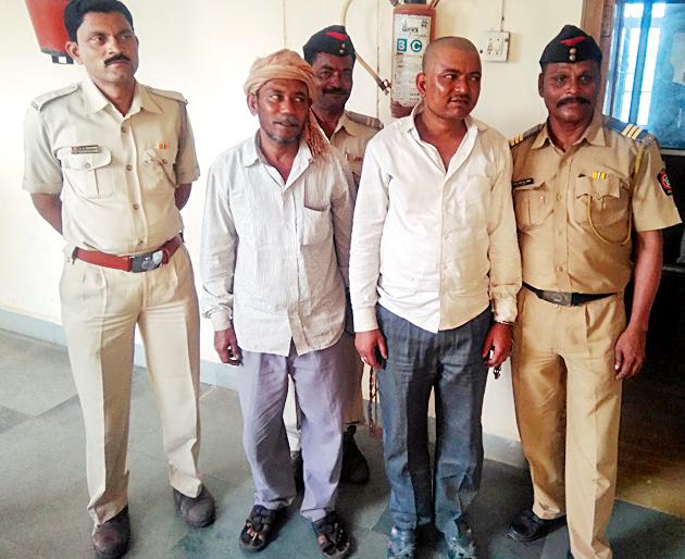 Five accused, including Kuttu Pardhi, imprisoned for three years | कुट्टू पारधीसह पाच आरोपींना तीन वर्षे कारावास