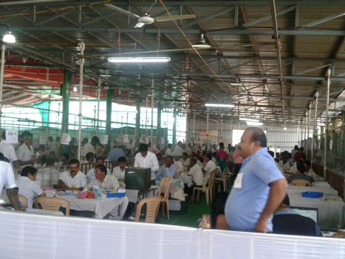 Brihadit won the NCP's victory | बिद्रीत राष्ट्रवादीची विजयी घोडदौड Brihadit won the NCP's victory | बिद्रीत राष्ट्रवादीची विजयी घोडदौड