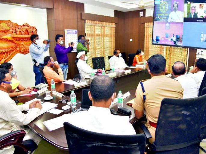 CM gives 'green signal' to medical college at Buldana | बुलडाणा येथे वैद्यकीय महाविद्यालयाला मुख्यमंत्र्यांकडून ‘ग्रीन सिग्नल’