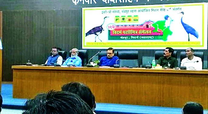 Do not allow crushing | गाळपेरास परवानगी नाकारावी