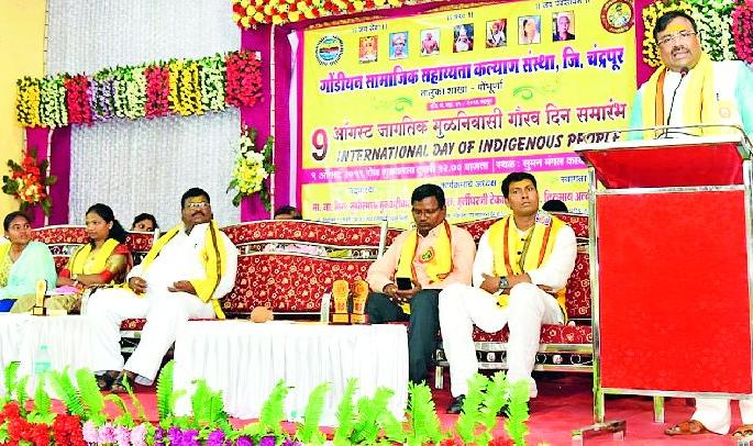 Houses of entitlement to tribal brothers up to 5 | २०२२ पर्यंत आदिवासी बांधवांना देणार हक्काची घरे