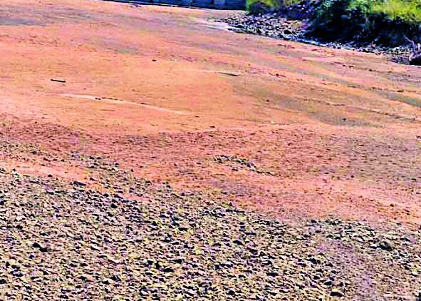 67 sandgates auctioned in the district | जिल्ह्यातील ६७ रेतीघाटांचा लिलाव 67 sandgates auctioned in the district | जिल्ह्यातील ६७ रेतीघाटांचा लिलाव