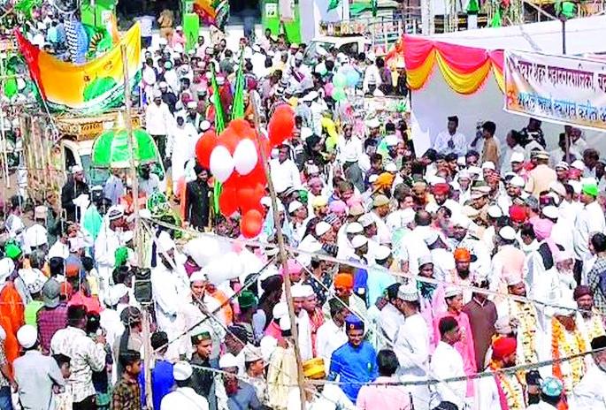 Chandrapur shuddered at the Eid procession | ईदच्या मिरवणुकीने चंद्रपूर दुमदुमले
