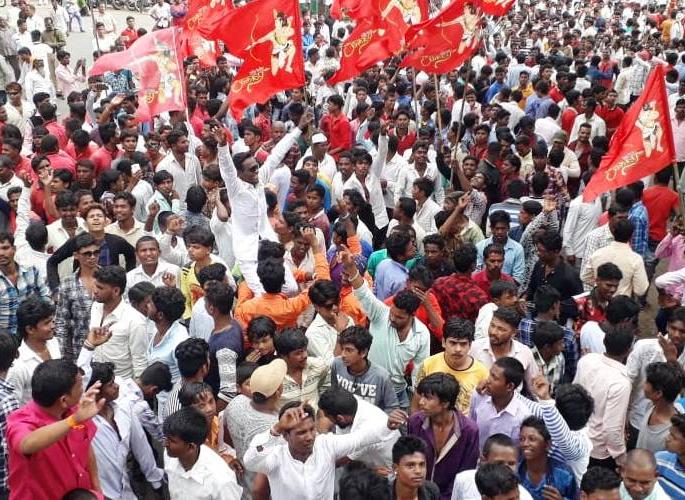  The procession for the tribal day at Devla | देवळा येथे आदिवासी दिनानिमित्त मिरवणूक