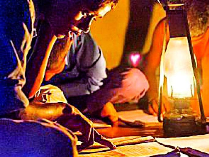 Hundreds of schools in the district have not reached power | जिल्ह्यातील शेकडो शाळांपर्यंत वीज पोहोचलीच नाही Hundreds of schools in the district have not reached power | जिल्ह्यातील शेकडो शाळांपर्यंत वीज पोहोचलीच नाही