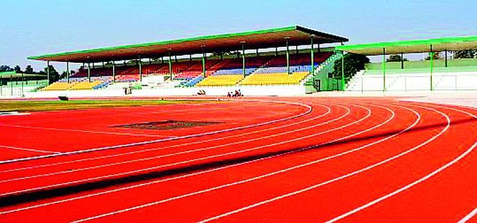 The encroachment for the sports complex must be removed | क्रीडा संकुलासाठी अतिक्रमण हटवावेच लागणार