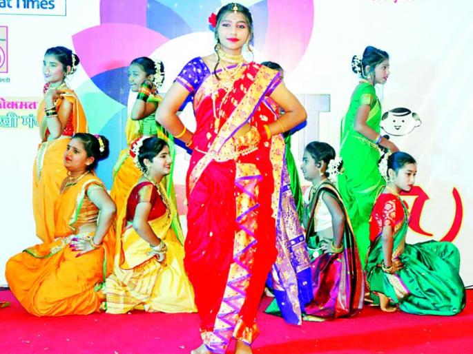 'Auntie Number 1' reached the festival | ‘आंटी नंबर १’ पोहोचली महोत्सवात 'Auntie Number 1' reached the festival | ‘आंटी नंबर १’ पोहोचली महोत्सवात