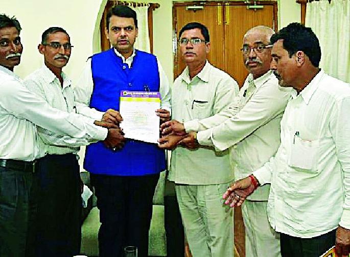 Discussion with the Chief Minister of Police Patil organization | पोलीस पाटील संघटनेची मुख्यमंत्र्यांशी चर्चा Discussion with the Chief Minister of Police Patil organization | पोलीस पाटील संघटनेची मुख्यमंत्र्यांशी चर्चा