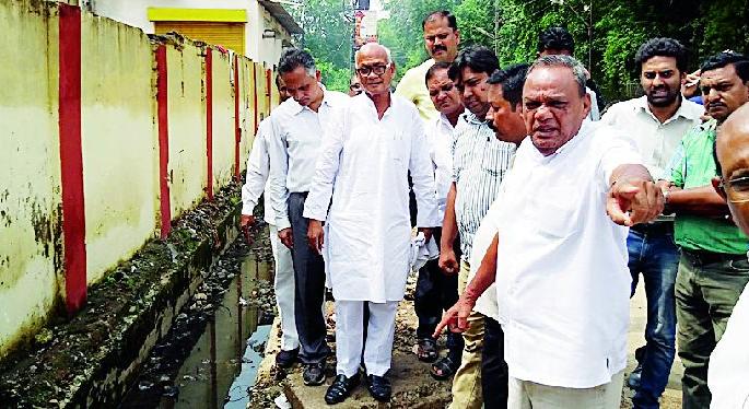 MP angry with BGW's anger | बीजीडब्ल्यूतील घाणीने खासदार संतापले MP angry with BGW's anger | बीजीडब्ल्यूतील घाणीने खासदार संतापले