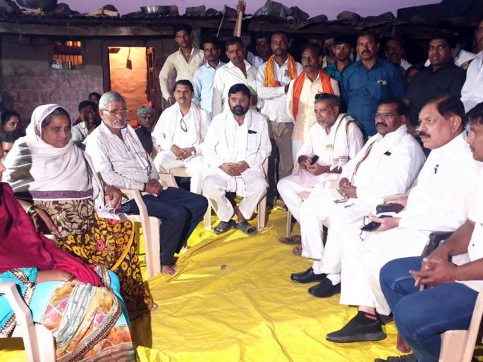 Ministerial tour in the next day | दुसऱ्या दिवशीही मंत्र्यांचा दौरा Ministerial tour in the next day | दुसऱ्या दिवशीही मंत्र्यांचा दौरा