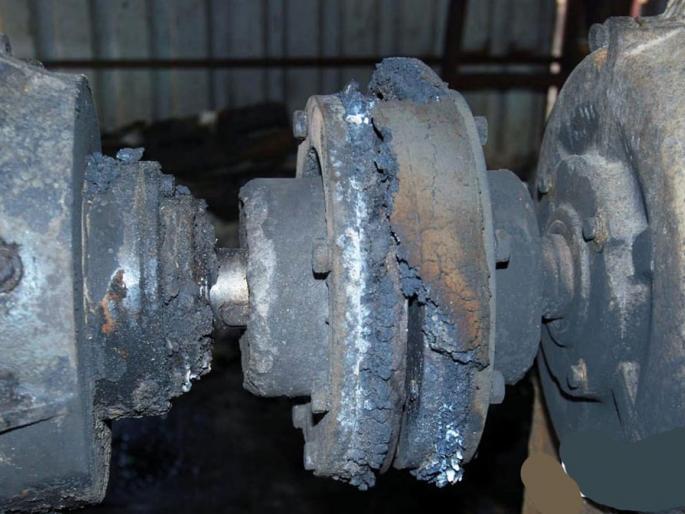  Fire damage to the Purna sugar factory by 25 lakhs | पूर्णा साखर कारखान्यात आग लागून २५ लाखांचे नुकसान