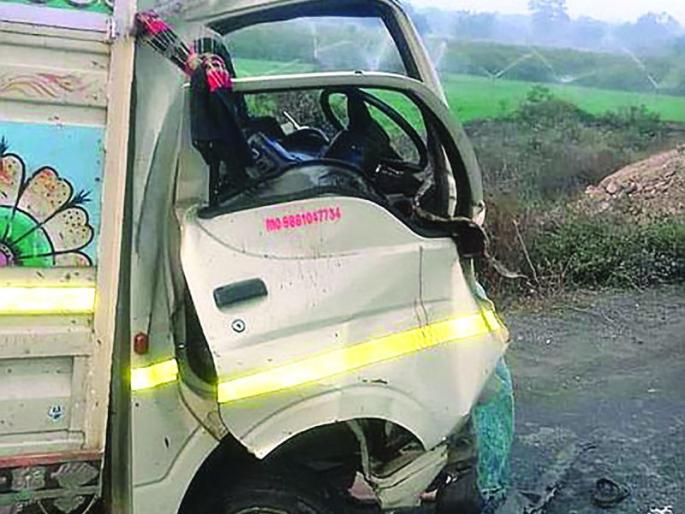 Accident a vehicle returning from Iztema; One killed | इज्तेमावरून परतणाऱ्या वाहनाला अपघात; एक ठार Accident a vehicle returning from Iztema; One killed | इज्तेमावरून परतणाऱ्या वाहनाला अपघात; एक ठार