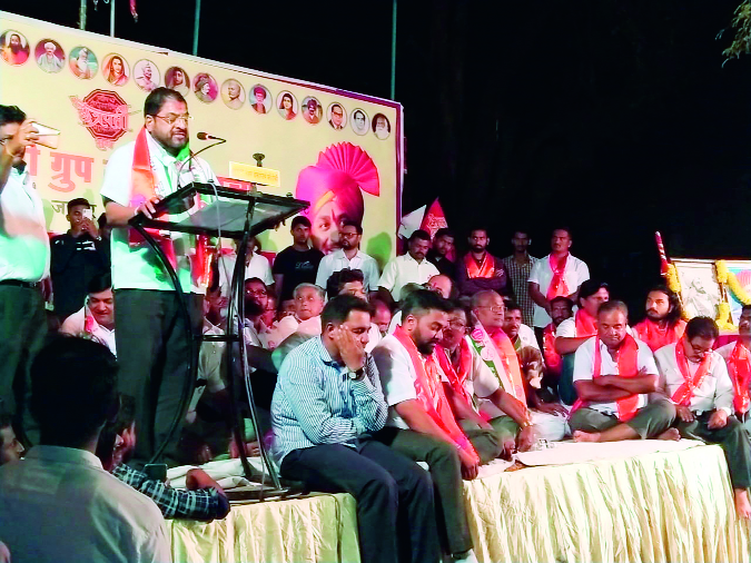 Lok Sabha Election 2019 Democracy is in danger because of the alliance with the alliance | Lok Sabha Election 2019 लोकशाही धोक्यात असल्याने आघाडीसोबत Lok Sabha Election 2019 Democracy is in danger because of the alliance with the alliance | Lok Sabha Election 2019 लोकशाही धोक्यात असल्याने आघाडीसोबत