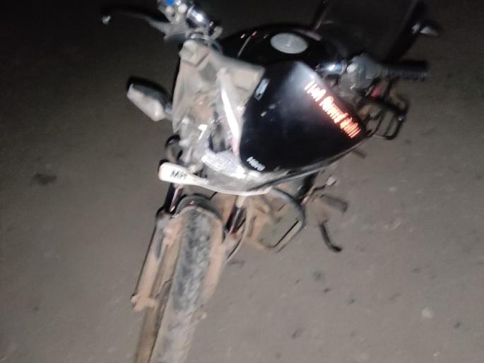 One killed, two injured in two separate accidents | दोन वेगवेगळ्या अपघातात एक ठार, दोन जखमी One killed, two injured in two separate accidents | दोन वेगवेगळ्या अपघातात एक ठार, दोन जखमी
