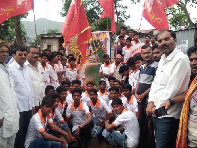 World Tribal Day cheers at Nickell | निकवेल येथे जागतिक आदिवासी दिवस उत्साहात World Tribal Day cheers at Nickell | निकवेल येथे जागतिक आदिवासी दिवस उत्साहात