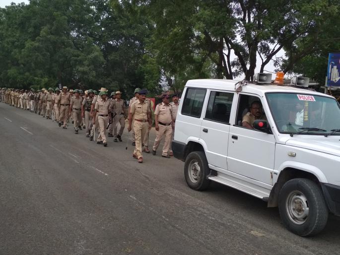 Reserve police force filed | राखीव पोलीस दल दाखल Reserve police force filed | राखीव पोलीस दल दाखल