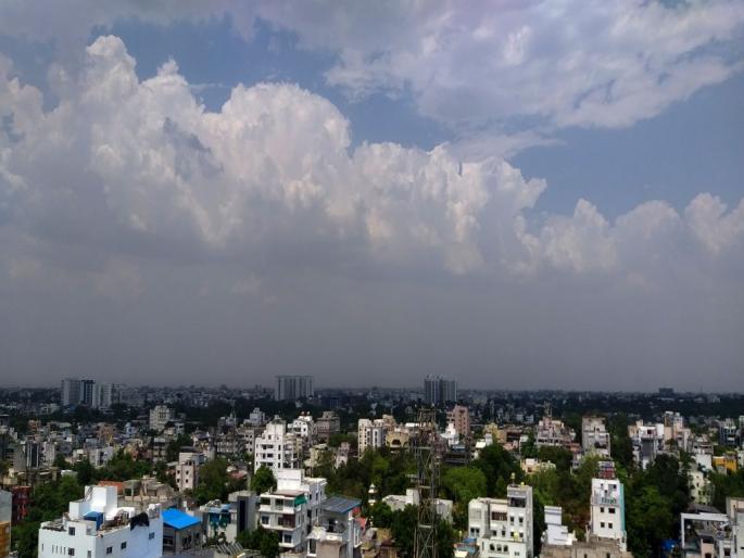 Heat stress in anticipation of monsoon; Irritation by humid environment | मान्सूनच्या प्रतिक्षेत उकाड्याचा त्रास; दमट वातावरणाने चिडचिड Heat stress in anticipation of monsoon; Irritation by humid environment | मान्सूनच्या प्रतिक्षेत उकाड्याचा त्रास; दमट वातावरणाने चिडचिड