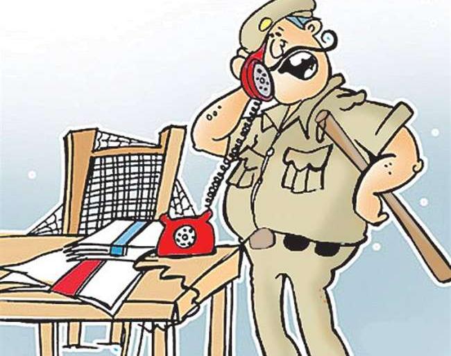 Finally, Pimpalgaon police station's trigger trigger started ... | अखेर पिंपळगाव पोलीस ठाण्याची ट्रीगं ट्रीगं सुरू... Finally, Pimpalgaon police station's trigger trigger started ... | अखेर पिंपळगाव पोलीस ठाण्याची ट्रीगं ट्रीगं सुरू...