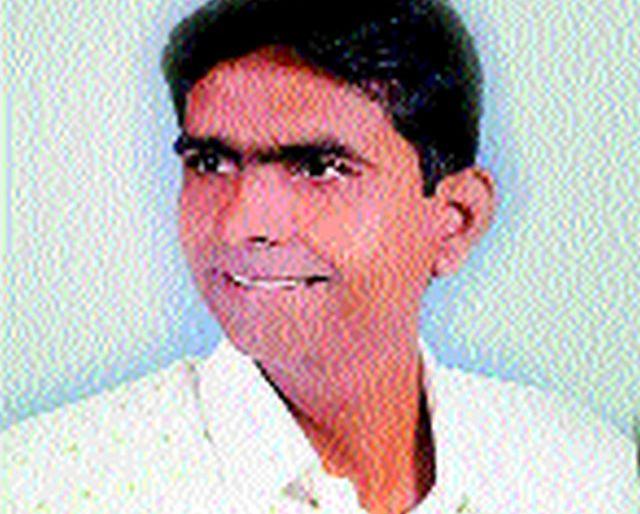 Death of the Society Director by Electricity | सोसायटी संचालकाचा विजेच्या धक्क्याने मृत्यू Death of the Society Director by Electricity | सोसायटी संचालकाचा विजेच्या धक्क्याने मृत्यू