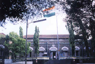 Khandala Nagar Panchayat elected ruling party ... | खंडाळा नगरपंचायतीत सत्ताधारी गटाला ग्रहण... Khandala Nagar Panchayat elected ruling party ... | खंडाळा नगरपंचायतीत सत्ताधारी गटाला ग्रहण...