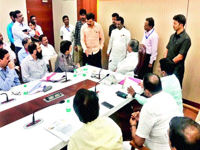 Discussion with the Revenue Minister regarding the mining of the mineral transport in Nashik with Niphad taluka | निफाड तालुक्यासह नाशिकमधील गौणखनिज वाहतुकीबाबत महसूलमंत्र्यांशी चर्चा Discussion with the Revenue Minister regarding the mining of the mineral transport in Nashik with Niphad taluka | निफाड तालुक्यासह नाशिकमधील गौणखनिज वाहतुकीबाबत महसूलमंत्र्यांशी चर्चा