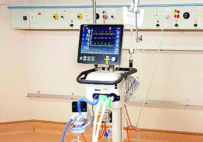 The rush for oxygen continues | आॅक्सिजनसाठी धावपळ सुरूच The rush for oxygen continues | आॅक्सिजनसाठी धावपळ सुरूच