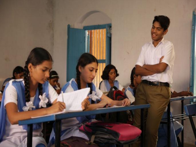 Tension of class 10th students will be gone soon, away from the students ''10 V' | इयत्ता दहावीच्या विद्यार्थ्यांचे टेन्शन लवकरच होणार दूर, विद्यार्थ्यांच्या भेटीला '१०वी' Tension of class 10th students will be gone soon, away from the students ''10 V' | इयत्ता दहावीच्या विद्यार्थ्यांचे टेन्शन लवकरच होणार दूर, विद्यार्थ्यांच्या भेटीला '१०वी'