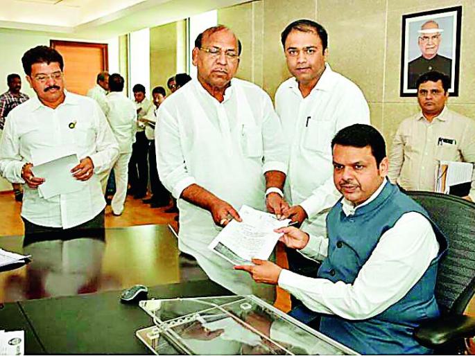 To check Shubhangi Uike death, MP and MLAs will meet CM | शुभांगी उईके मृत्यूच्या तपासाकरिता खासदार, आमदारांचे मुख्यमंत्र्यांना साकडे To check Shubhangi Uike death, MP and MLAs will meet CM | शुभांगी उईके मृत्यूच्या तपासाकरिता खासदार, आमदारांचे मुख्यमंत्र्यांना साकडे