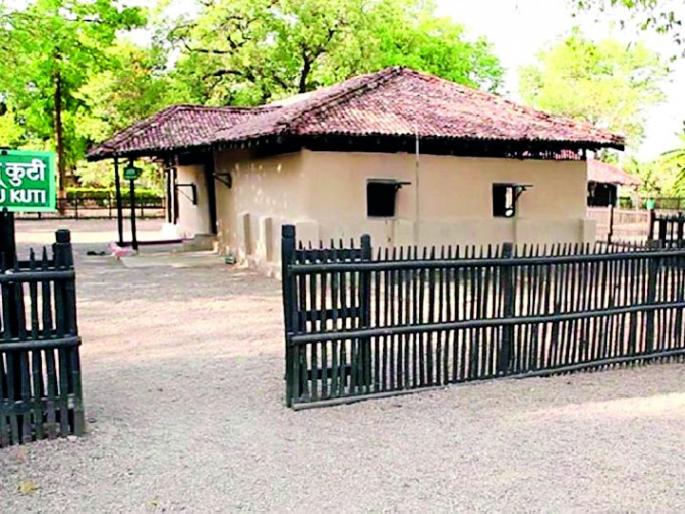 An inquiry will be held into the dispute in the ashram establishment | आश्रम प्रतिष्ठानातील वादाची होणार चौकशी An inquiry will be held into the dispute in the ashram establishment | आश्रम प्रतिष्ठानातील वादाची होणार चौकशी