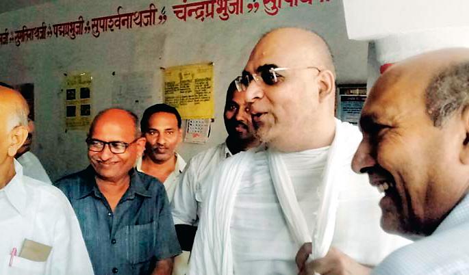 The attention of many people in the Jain station | जैन स्थानकात संस्कारांच्या प्रदर्शनीने वेधले अनेकांचे लक्ष The attention of many people in the Jain station | जैन स्थानकात संस्कारांच्या प्रदर्शनीने वेधले अनेकांचे लक्ष