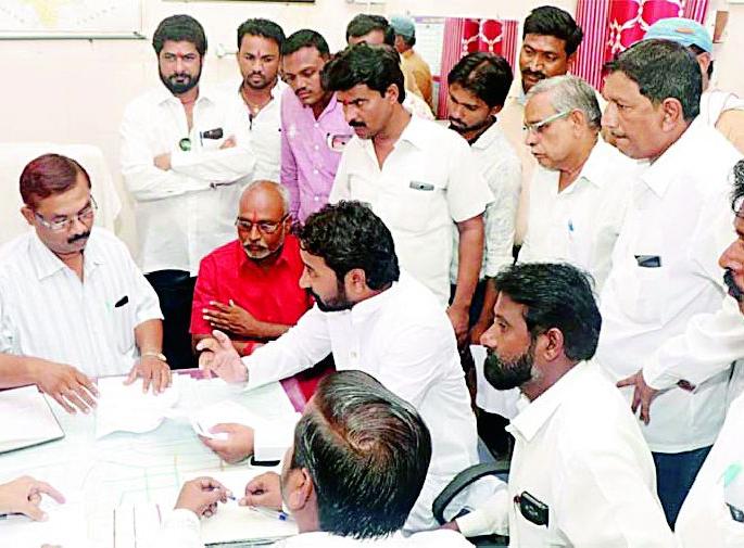 Removal of problem in sub-district hospital | उपजिल्हा रूग्णालयातील समस्या निघाल्या निकाली Removal of problem in sub-district hospital | उपजिल्हा रूग्णालयातील समस्या निघाल्या निकाली