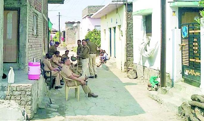 The village was in tension for seven days | सात दिवसांपासून तणावात होते गाव The village was in tension for seven days | सात दिवसांपासून तणावात होते गाव