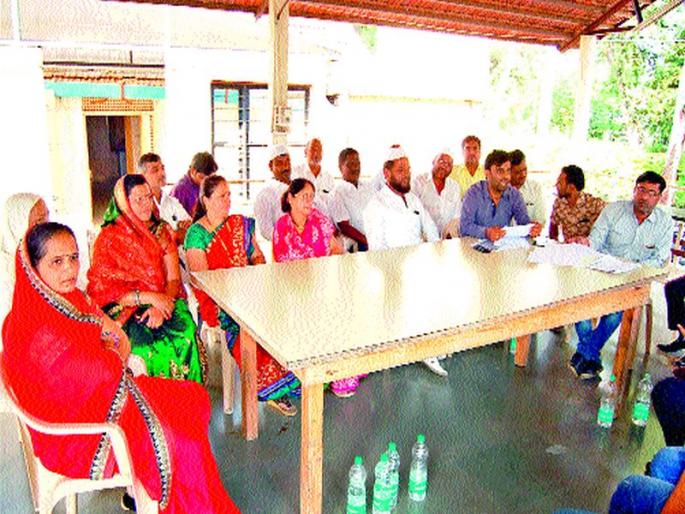 18 corporators charge: In the ten months of BJP rule, only one job is corruption of Rs.22 lakhs in street work | १८ नगरसेवकांचा आरोप : भाजपा सत्तेच्या दहा महिन्यांत केवळ एक काम येवल्यात पथदीपांच्या कामात २२ लाखांचा भ्रष्टाचार 18 corporators charge: In the ten months of BJP rule, only one job is corruption of Rs.22 lakhs in street work | १८ नगरसेवकांचा आरोप : भाजपा सत्तेच्या दहा महिन्यांत केवळ एक काम येवल्यात पथदीपांच्या कामात २२ लाखांचा भ्रष्टाचार