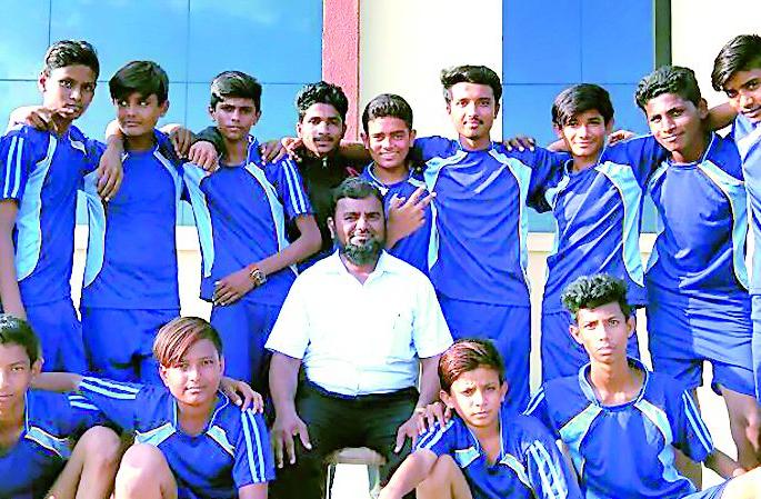 26 teams participate in Dodgeball tournament | डॉजबॉल स्पर्धेत २६ संघांचा सहभाग 26 teams participate in Dodgeball tournament | डॉजबॉल स्पर्धेत २६ संघांचा सहभाग