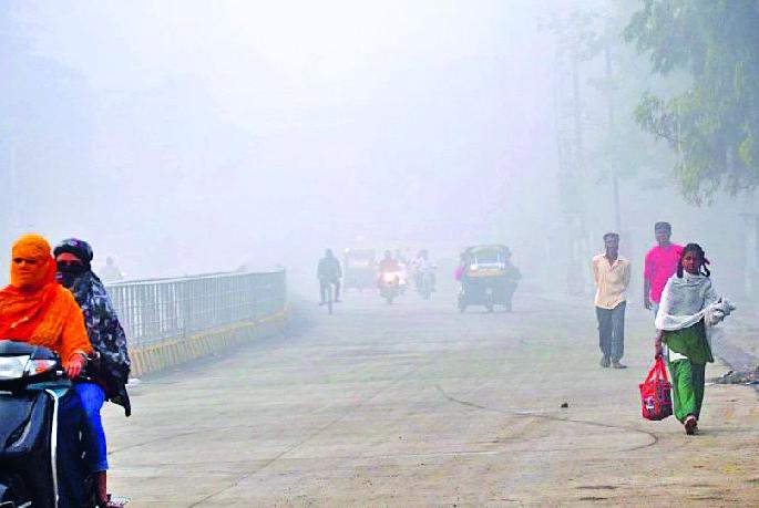 Incidental rain ravaged the city and the Shivaraya | अवकाळी पावसाने शहरात गारठा अन् शिवारात फटका Incidental rain ravaged the city and the Shivaraya | अवकाळी पावसाने शहरात गारठा अन् शिवारात फटका