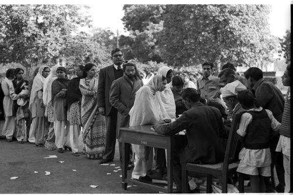 Lok sabha elecstion 2019 first Lok Sabha election in India | अशी होती, भारतातील पहिली लोकसभा निवडणूक Lok sabha elecstion 2019 first Lok Sabha election in India | अशी होती, भारतातील पहिली लोकसभा निवडणूक