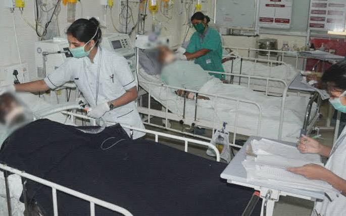 Corona virus: Misleading Corona Patients: Ventilator Numbers Fraud, Shortage Artificial | Corona virus : कोरोना रुग्णांची दिशाभूल: व्हेंटिलेटरचा आकडा फसवा, तुटवडा कृत्रिम Corona virus: Misleading Corona Patients: Ventilator Numbers Fraud, Shortage Artificial | Corona virus : कोरोना रुग्णांची दिशाभूल: व्हेंटिलेटरचा आकडा फसवा, तुटवडा कृत्रिम