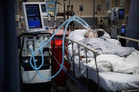 Corona virus : Despite the increase in the ventilator but the waiting remains continue ; 500 patients in the ICU | Corona virus : व्हेंटिलेटर वाढले तरी ‘वेटिंग’ कायम, ५०० रुग्ण आयसीयुमध्ये Corona virus : Despite the increase in the ventilator but the waiting remains continue ; 500 patients in the ICU | Corona virus : व्हेंटिलेटर वाढले तरी ‘वेटिंग’ कायम, ५०० रुग्ण आयसीयुमध्ये