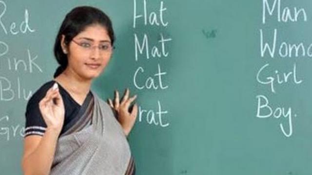  The trend of students of education was reduced | शिक्षणशास्त्र विषयाकडे विद्यार्थ्यांचा कल घटला