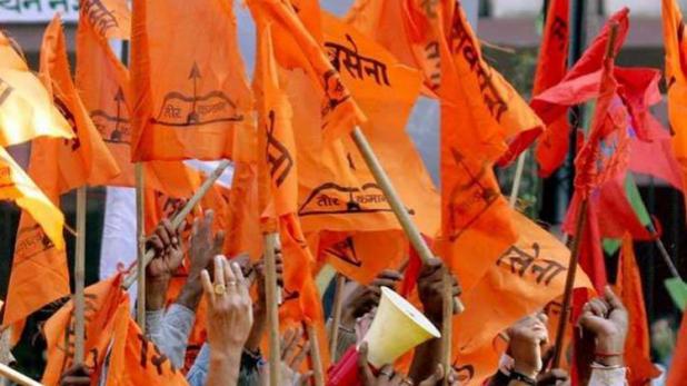 Shivsena changed the tactics to the contact chief | शिवसेनेने तडकाफडकी बदलले संपर्कप्रमुख Shivsena changed the tactics to the contact chief | शिवसेनेने तडकाफडकी बदलले संपर्कप्रमुख