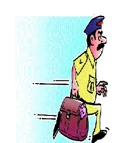 Fifteen lakhs of cash was run by Faujdar | फौजदाराने पळविली साडेअकरा लाखांची रोकड