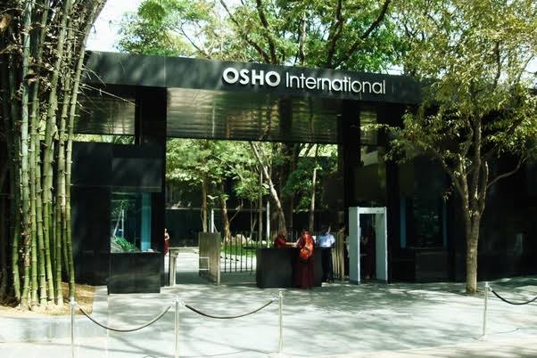 Two plots for sale at the famous Osho Ashram in Pune | पुण्यातील प्रसिद्ध ओशो आश्रमातील दोन भूखंड विक्रीला; भक्तांचा तीव्र संताप Two plots for sale at the famous Osho Ashram in Pune | पुण्यातील प्रसिद्ध ओशो आश्रमातील दोन भूखंड विक्रीला; भक्तांचा तीव्र संताप