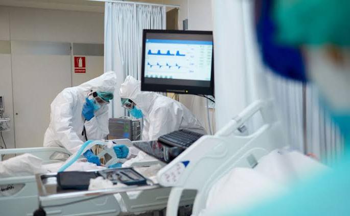 Corona Virus : Mission Air gives oxygen to thousands of patients | Corona Virus : हम होंगे कामयाब...! हजारो रुग्णांना ‘मिशन वायू’ने दिला ‘प्राणवायू’