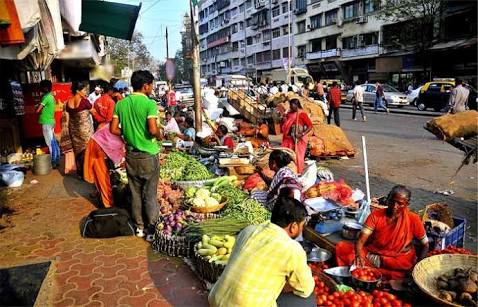 Hawker loan scheme launched in the country; but stop In Maharashtra | फेरीवाला कर्ज योजना देशात सुरू; महाराष्ट्रात मात्र ठप्प: केंद्र सरकारला राज्याचा ठेंगा