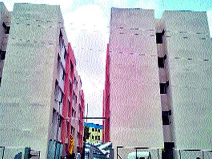 On one hand the resident homeless, on the other hand a vacant house | एकीकडे रहिवासी बेघर, दुसरीकडे रिकामे घर On one hand the resident homeless, on the other hand a vacant house | एकीकडे रहिवासी बेघर, दुसरीकडे रिकामे घर