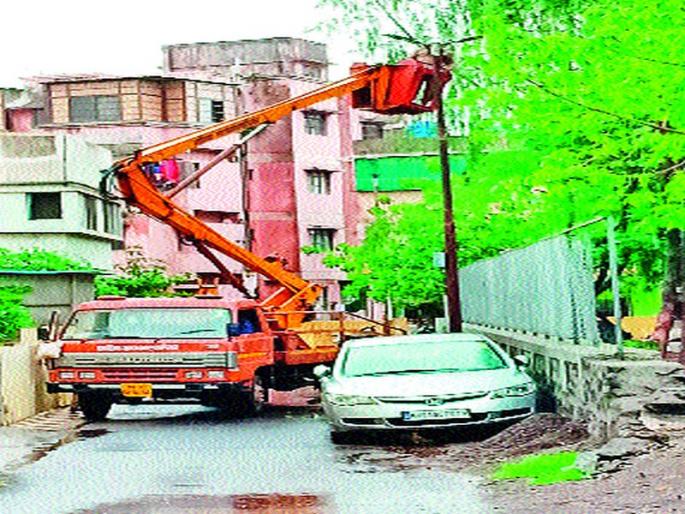 Finally NMC came to wake up | अखेर महापालिकेला आली जाग Finally NMC came to wake up | अखेर महापालिकेला आली जाग