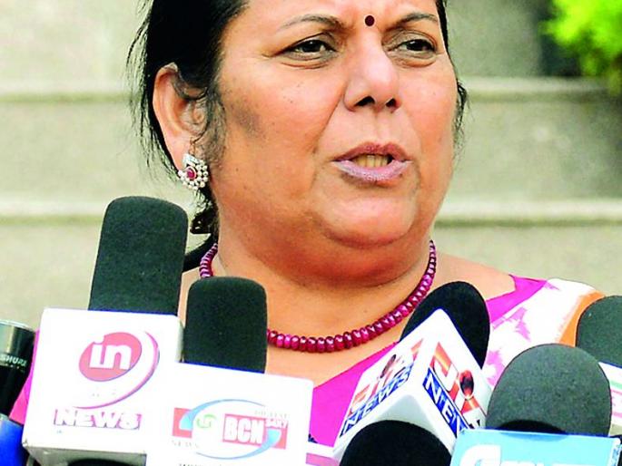 Opposition leader Radhakrishna Vikhe is a toxic drug; Criticism of Neelam Gorhe | विरोधी पक्षनेते राधाकृष्ण विखे हे विषारी औषध; नीलम गो-हे यांची टीका Opposition leader Radhakrishna Vikhe is a toxic drug; Criticism of Neelam Gorhe | विरोधी पक्षनेते राधाकृष्ण विखे हे विषारी औषध; नीलम गो-हे यांची टीका