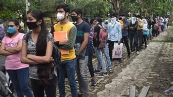 Fear of 50 per cent vacancies in eleven | अकरावीच्या ५० टक्के जागा रिक्त राहण्याची भीती Fear of 50 per cent vacancies in eleven | अकरावीच्या ५० टक्के जागा रिक्त राहण्याची भीती